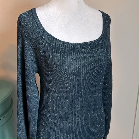 New Nine West Women’s Balloon Sleeve Deep Metallic Green Midi Sweater Dress - Picture 2 of 8